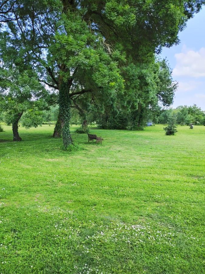 Gite De La Janiere Sainte Luce sur Loire Bagian luar foto