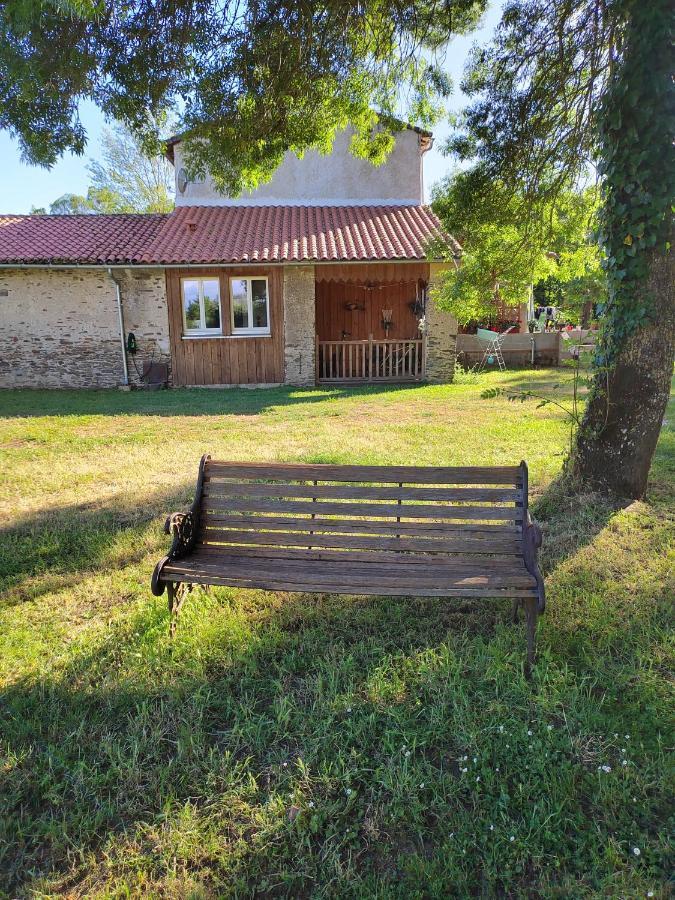 Gite De La Janiere Sainte Luce sur Loire Bagian luar foto